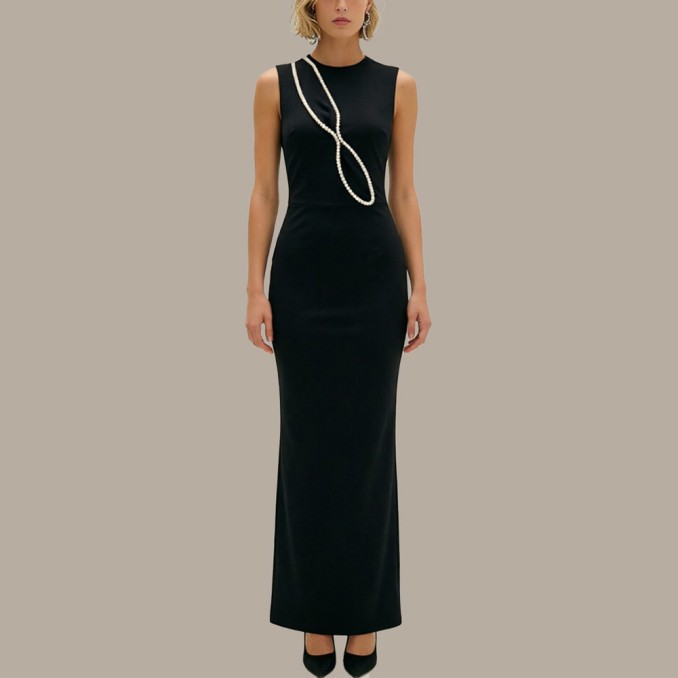High-end cheongsam with black diamond satin finish