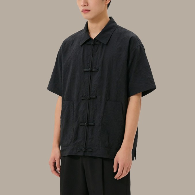 Square-Neck Wrinkle-Resistant Anti-Pilling Top with Single Button