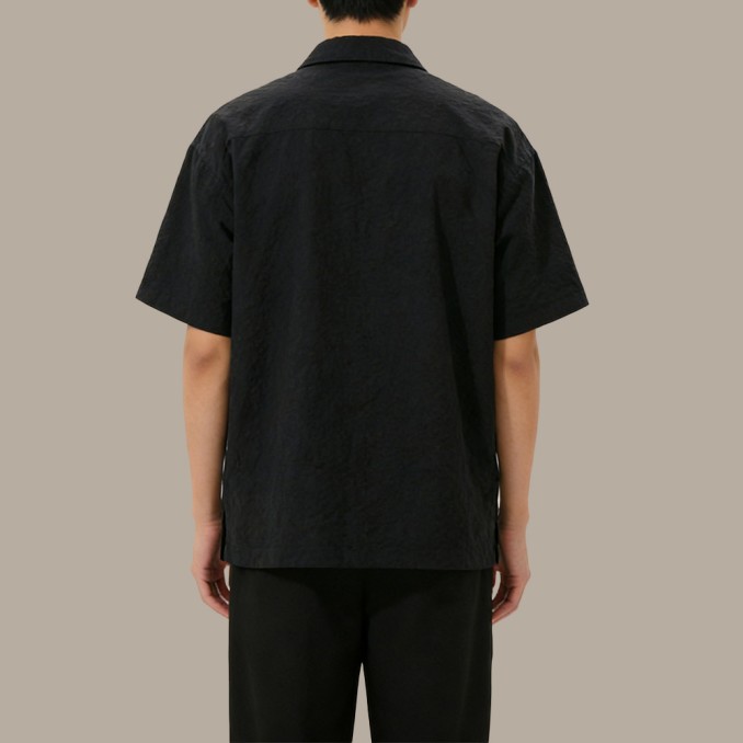 Square-Neck Wrinkle-Resistant Anti-Pilling Top with Single Button
